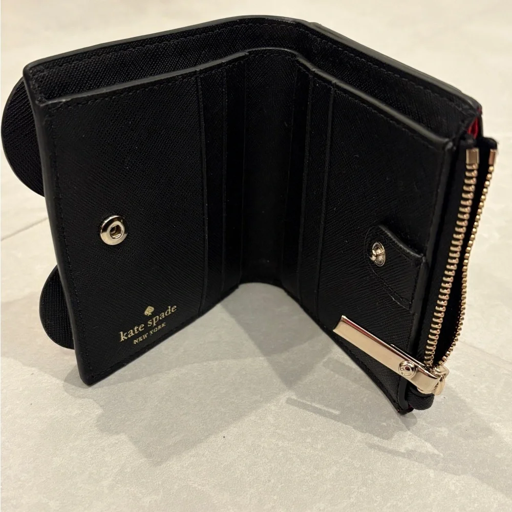 Kate Spade x Disney Minnie Mouse Adalyn Wallet Polka Dot Bow